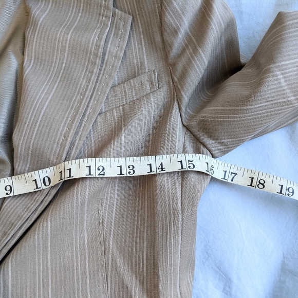 Like new BCBG MaxAzria double layer blazer size XXS - Picture 5 of 12